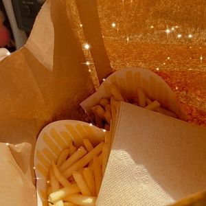 Meet your Posher, Naomi